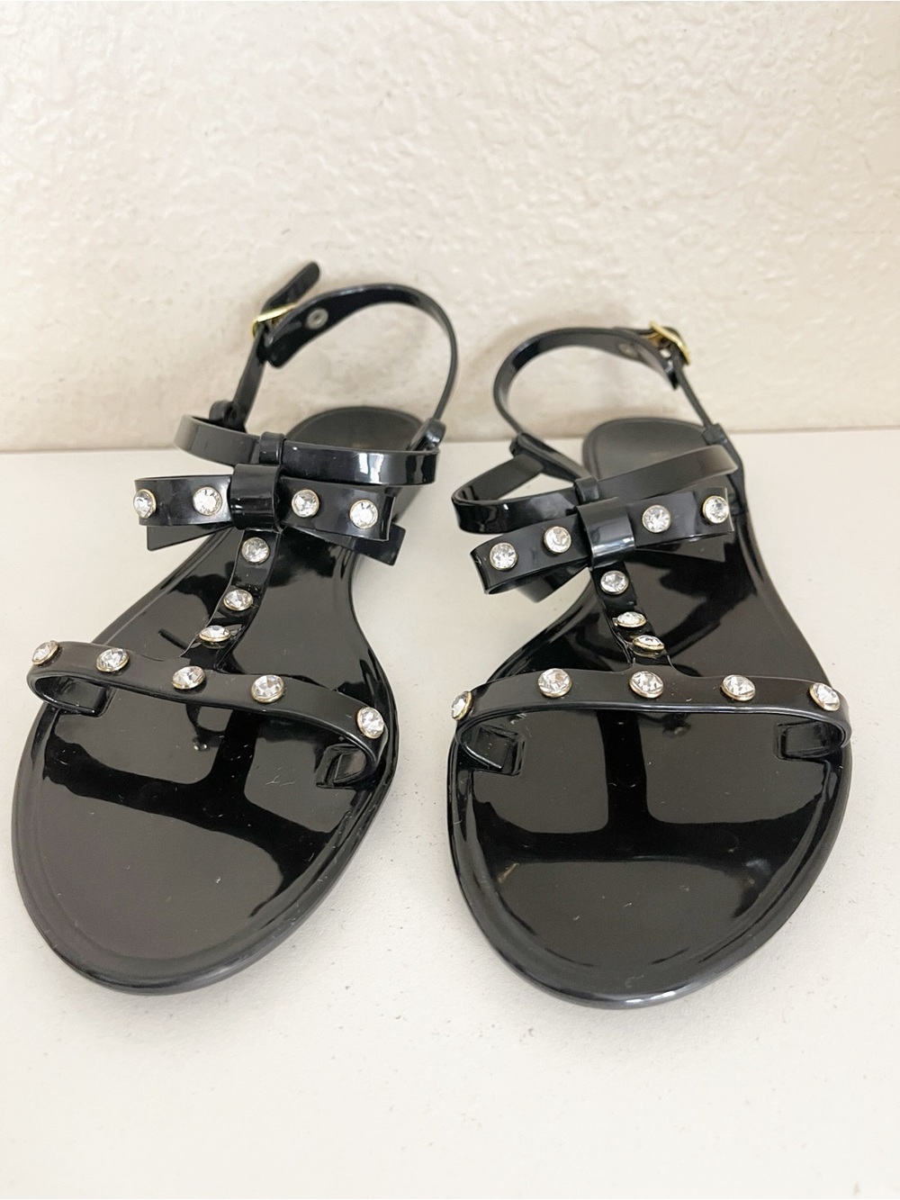 Kate Spade New York black jeweled T-strap jelly sandals with crystals and bow - Picture 10 of 10